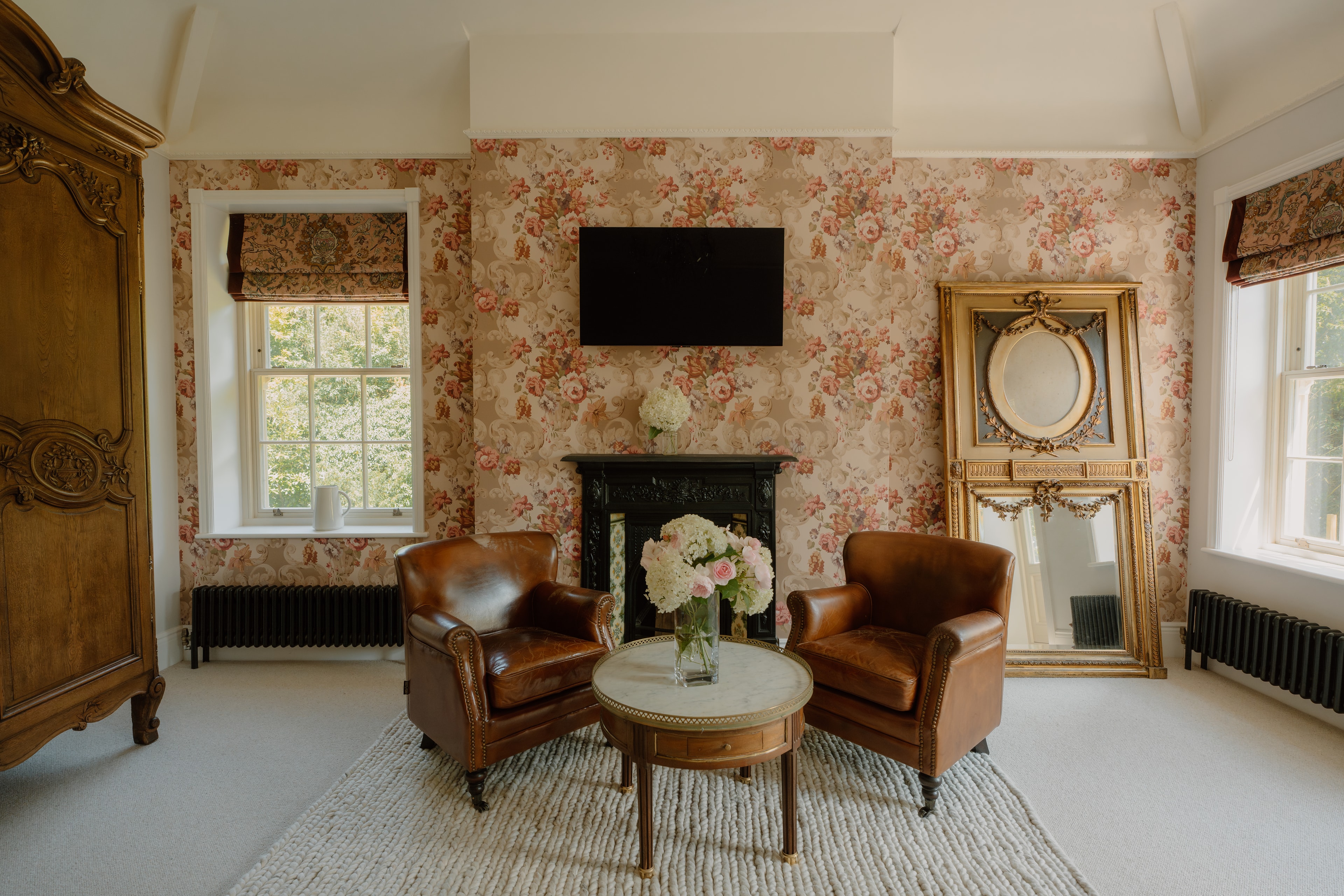 Master Bedroom Sitting Area